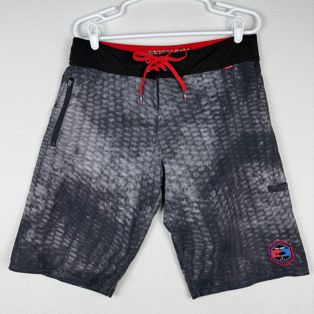 Pelagic Argonaut Board Shorts Mens 32 Grey Black Red 8-Way Stretch Fishing Swim